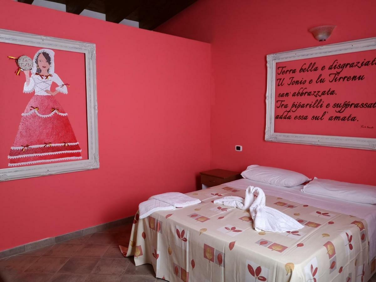 Azienda Agrituristica La Fonte Villa Bonifati Kültér fotó